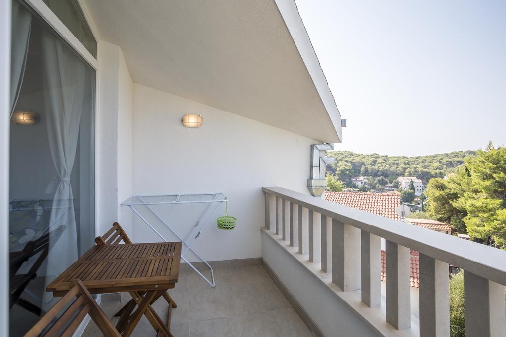 Apartmani Mariela Maslinica Eksteriør bilde