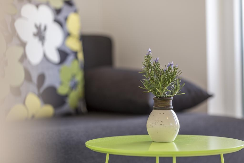 Apartmani Mariela Maslinica Eksteriør bilde
